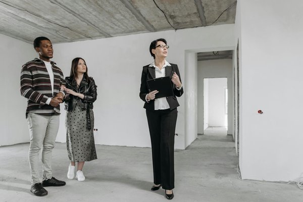 Welke tips zijn er voor het inpakken van breekbare voorwerpen tijdens een verhuizing?